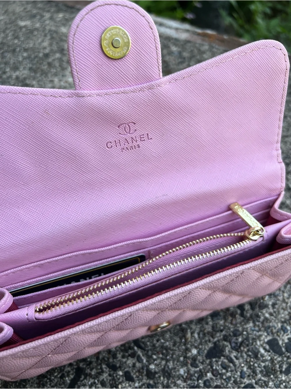 CHANEL elegant wallet